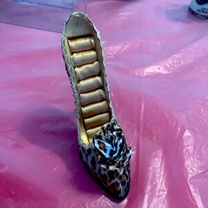 Beautiful heel jewelry holder